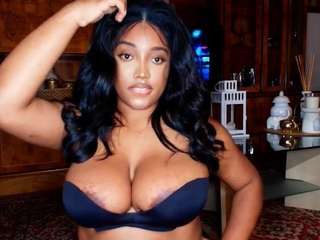 naommiscott's CamSoda show and profile