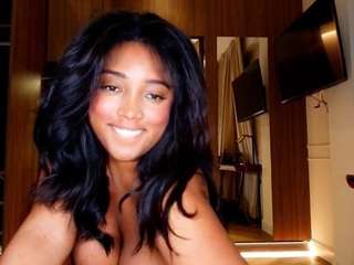 naommiscott webcam model