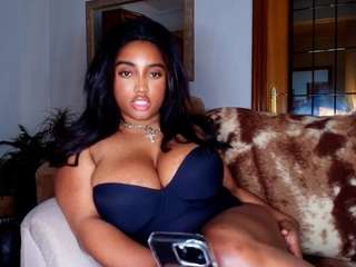 Live webcam model naommiscott on Soda Cams