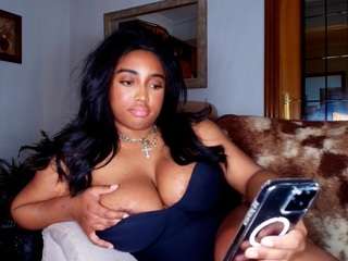 Live webcam model naommiscott on Soda Cams