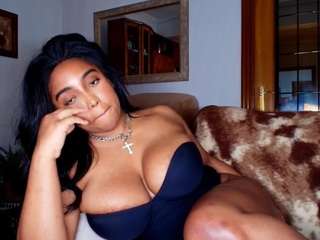 Live webcam model naommiscott on Soda Cams