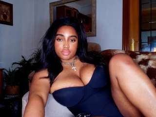 Live webcam model naommiscott on Soda Cams