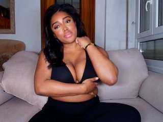 Live webcam model naommiscott on Soda Cams