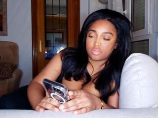 naommiscott's CamSoda show and profile