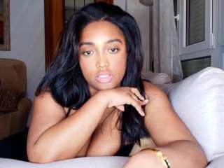 naommiscott's CamSoda show and profile