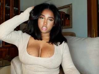 Live webcam model naommiscott on Soda Cams