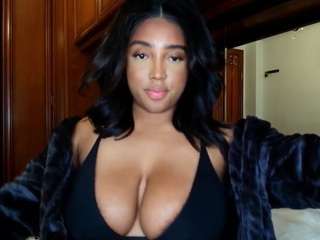 naommiscott's CamSoda show and profile