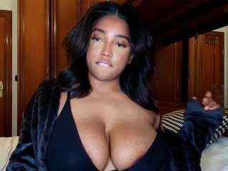 naommiscott's CamSoda show and profile