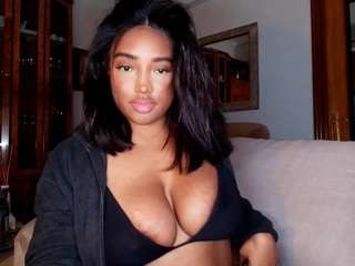 Live webcam model naommiscott on Soda Cams