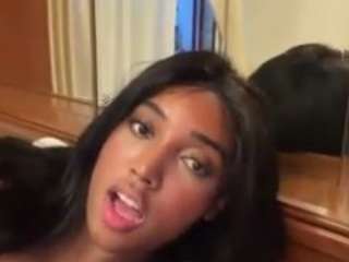 naommiscott Live Webcam on CamSoda