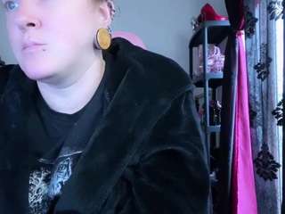 kisica Live Webcam on CamSoda