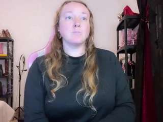 kisica's CamSoda show and profile