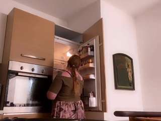 kisica Live Webcam on CamSoda