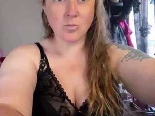 kisicaxx