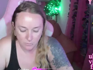 kisicaxx's Live Sex Cam Show