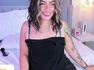 irissolari Live Webcam on CamSoda