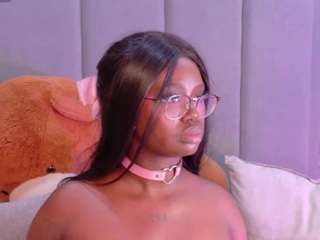 Emiily_Lovex live webcam show