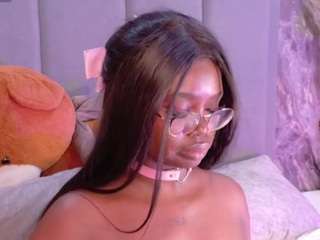 Emiily_Lovex live webcam show