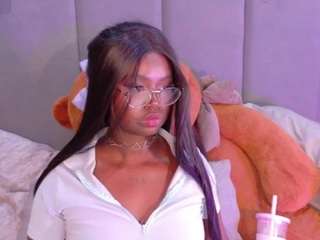 Emiily_Lovex live webcam show