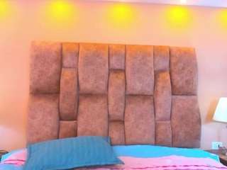 miiahot live webcam show