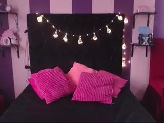 scarletjonez's Live Sex Cam Show