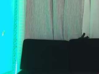 Live webcam model rebecca77valentine on Soda Cams