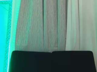 rebecca77valentine webcam