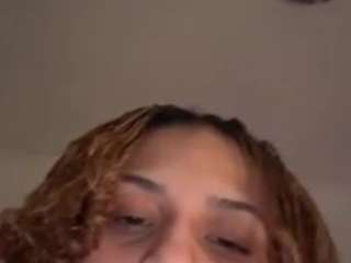 skyla-waters19 Live Webcam on CamSoda