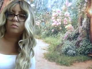 Busty Milf  Topless JOIs