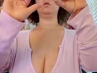 Busty Milf  Topless JOIs