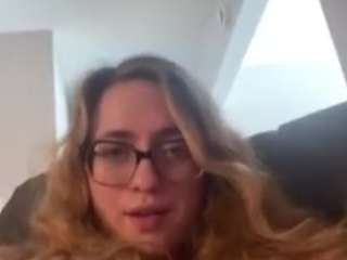 Live webcam model princessfin on Soda Cams