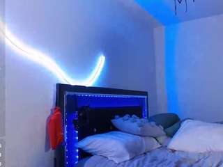 naughtynikkiolivia Modèle Webcam Profil