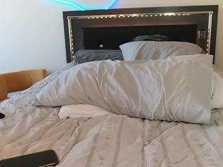 naughtynikkiolivia webcam