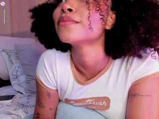 Live webcam model emmastonex on Soda Cams