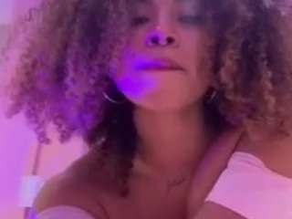 emmastonex Live Webcam on CamSoda