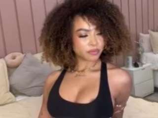 Live webcam model emmastonex on Soda Cams