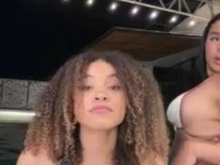 Live webcam model emmastonex on Soda Cams