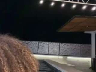 Live webcam model emmastonex on Soda Cams