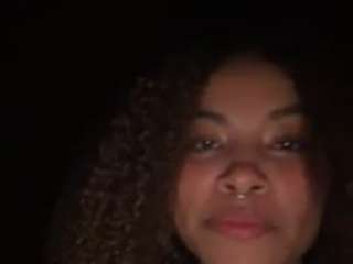 Live webcam model emmastonex on Soda Cams