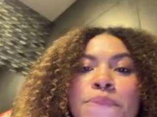 Live webcam model emmastonex on Soda Cams