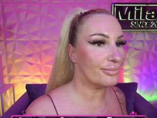 Live webcam model tamaramilano on Soda Cams