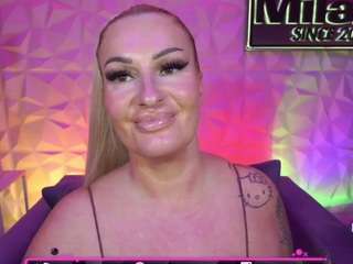 Live webcam model tamaramilano on Soda Cams