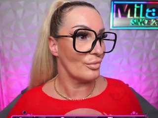 tamaramilano's CamSoda show and profile