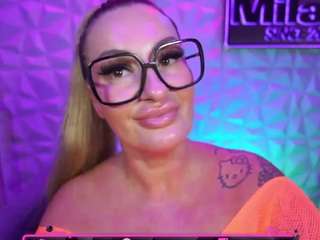 Live webcam model tamaramilano on Soda Cams