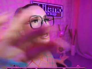 tamaramilano Live Webcam on CamSoda