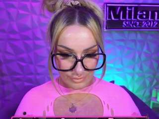 tamaramilano Live Webcam on CamSoda