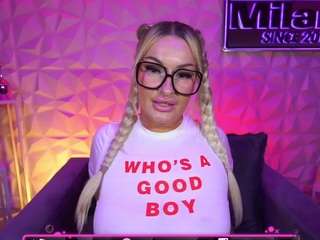 Live webcam model tamaramilano on Soda Cams