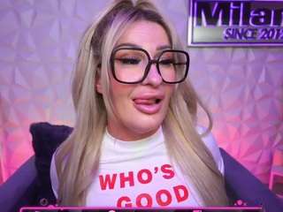 Live webcam model tamaramilano on Soda Cams