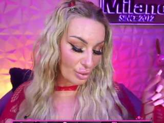 Live webcam model tamaramilano on Soda Cams