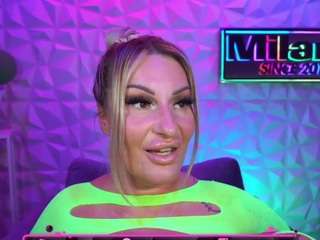 tamaramilano Live Webcam on CamSoda